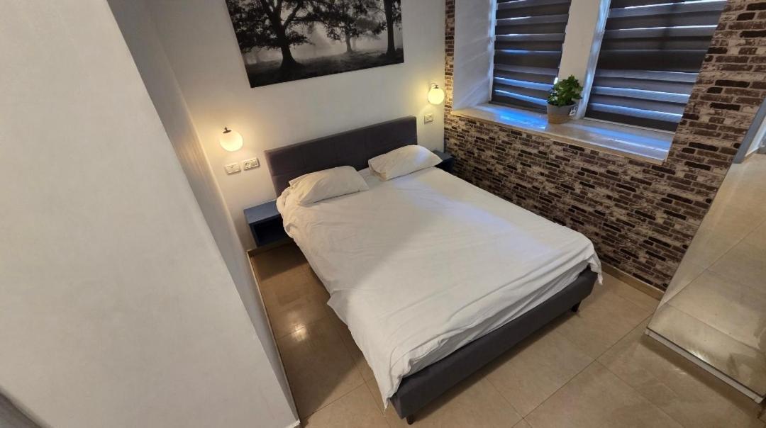 Ben Hillel Boutique Hotel Jerusalem Room photo